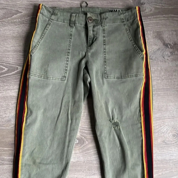 Pam & Gela Side Stripe Pants Militia - Picture 5 of 13